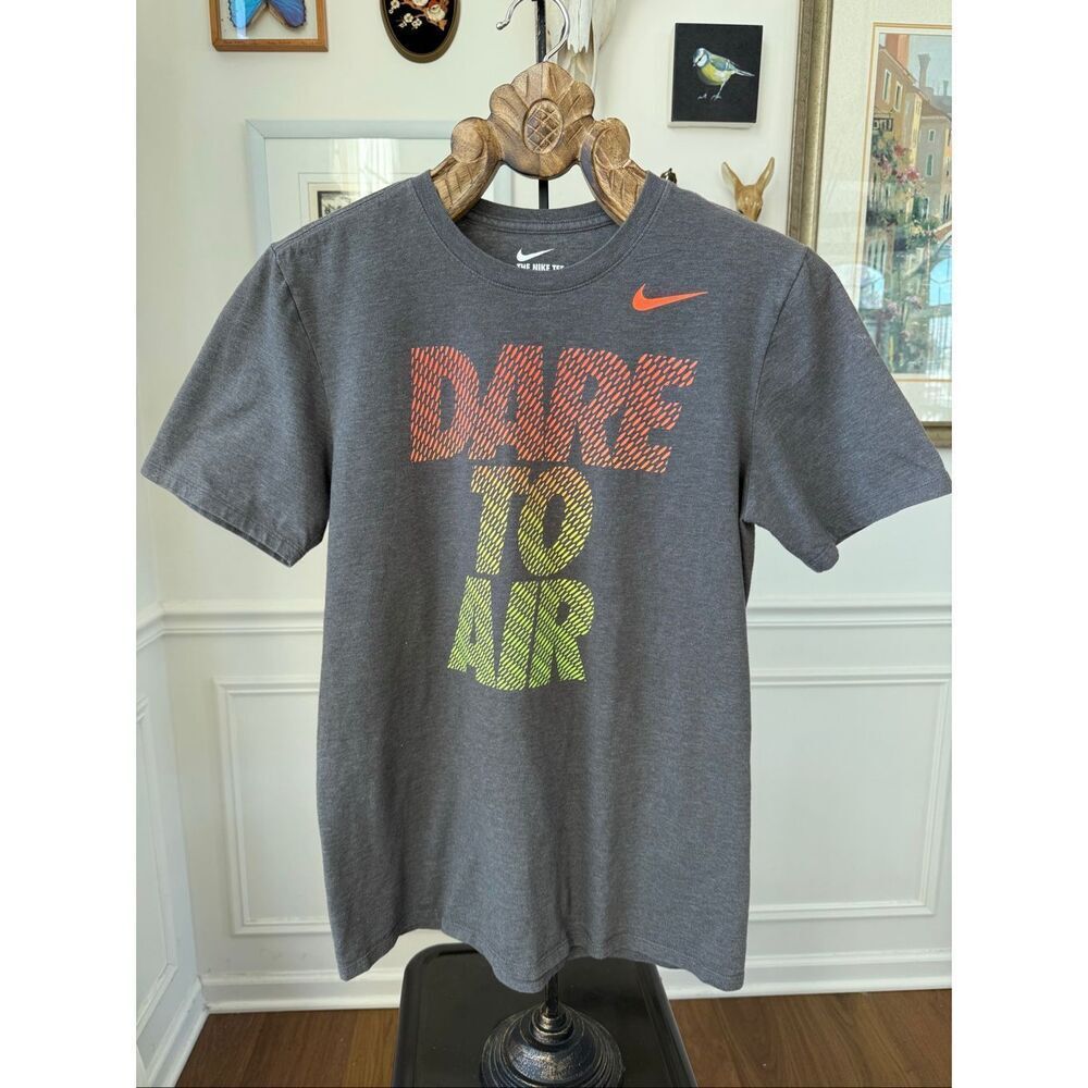 Nike Dare To Air Grey Neon Tshirt M
